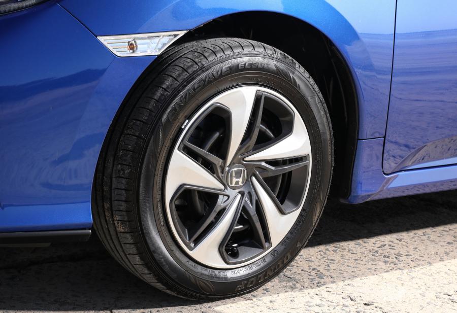Колеса Honda Civic VTi Hatchback 2020 года  (AU) (фото 24 из 35)